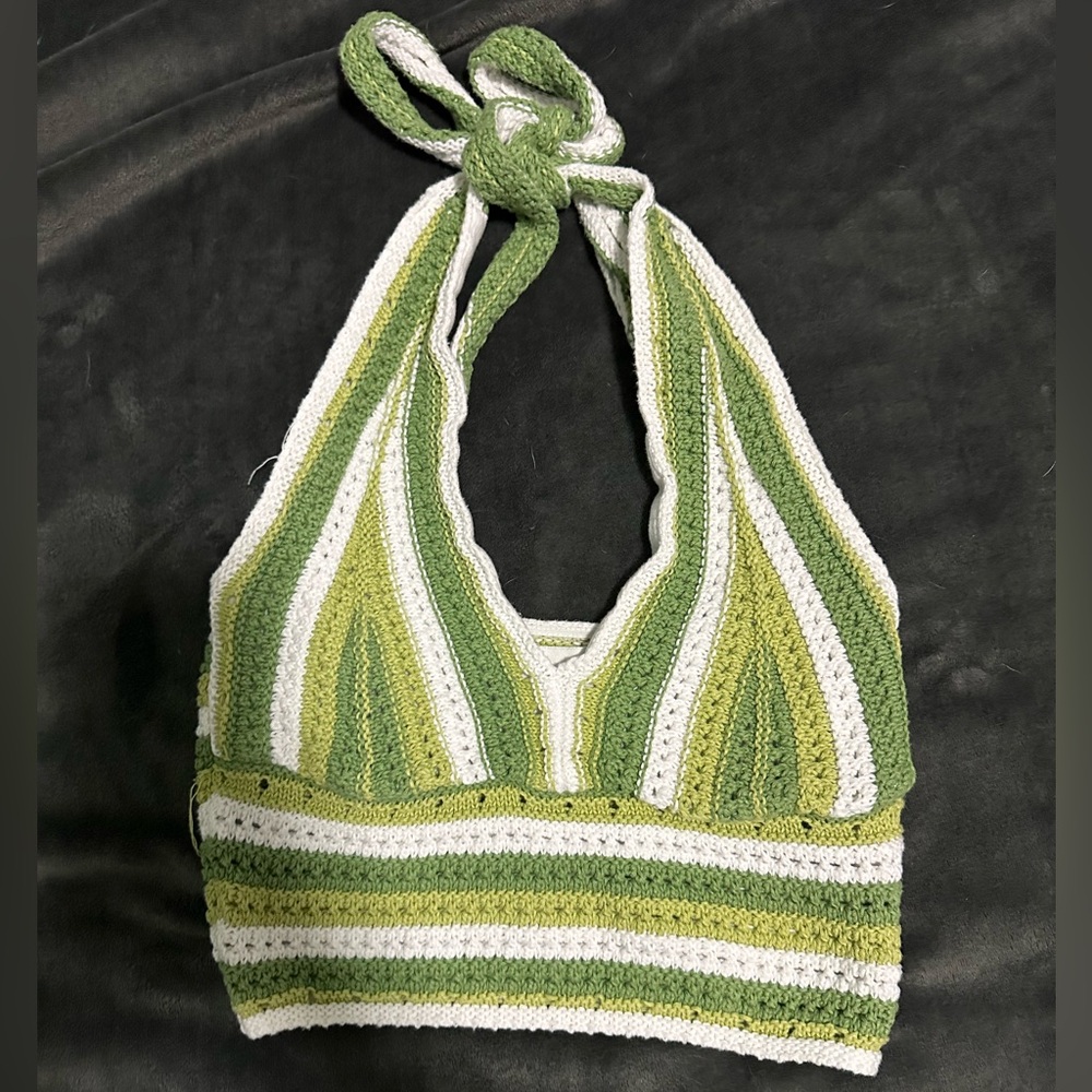 💚 Hollister crochet halter